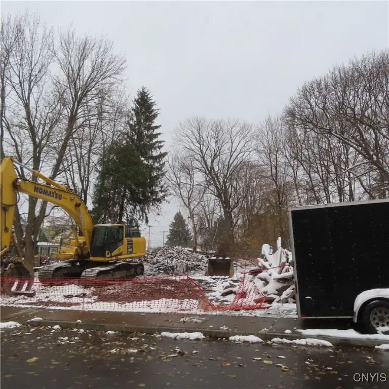 209 Lincoln Ave, Syracuse, NY 13204 - Image #3