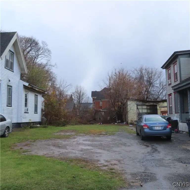 447 Shonnard Street, Syracuse, NY 13204 - Image #1