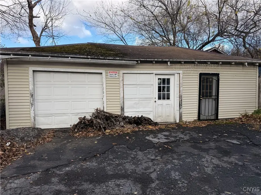 147 E Matson Avenue, Syracuse, NY 13205 - Image #2