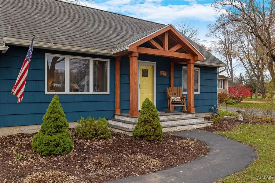 6272 Lakeshore Road, Cicero, NY 13039 - Image #2