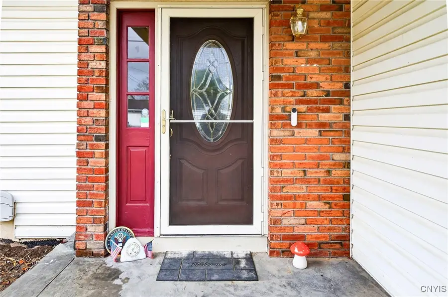 7949 Boxford Road, Clay, NY 13041 - Image #2