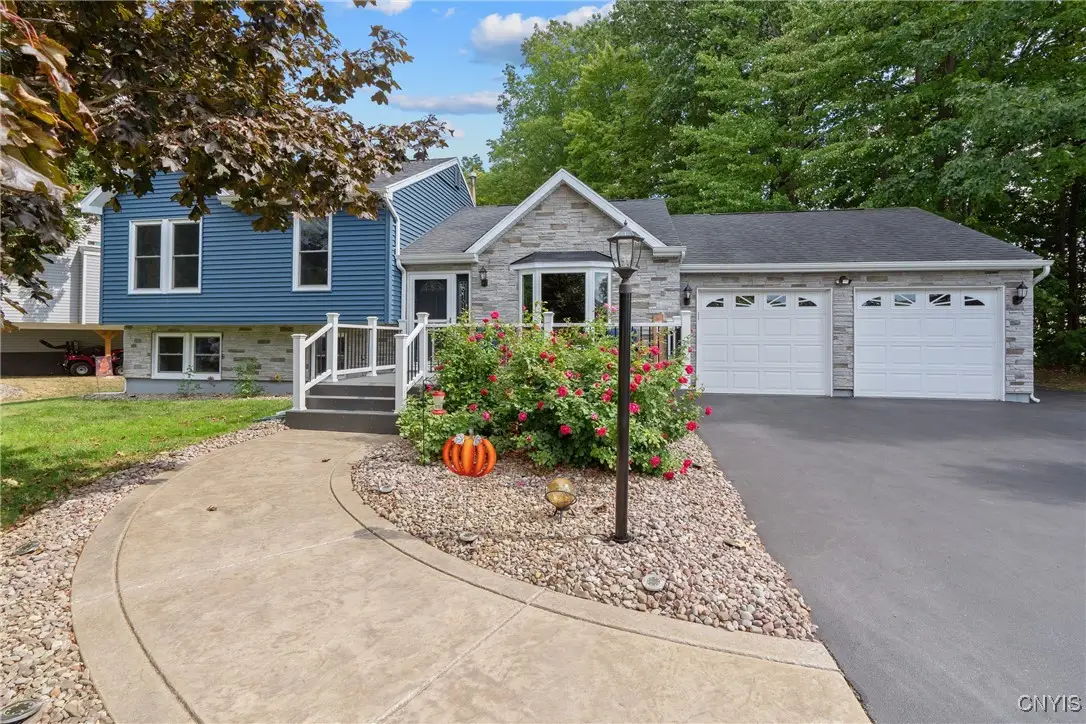 9554 Bantry Lane, Brewerton, NY 13029 - Image #1