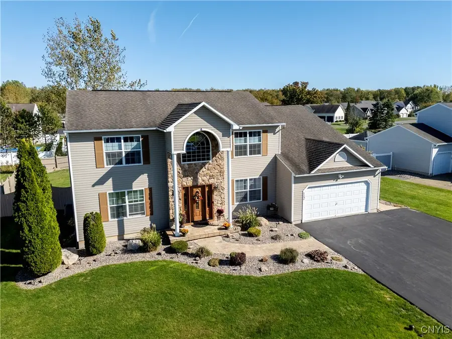 8336 Moyer Carriage, Cicero, NY 13039 - Image #2