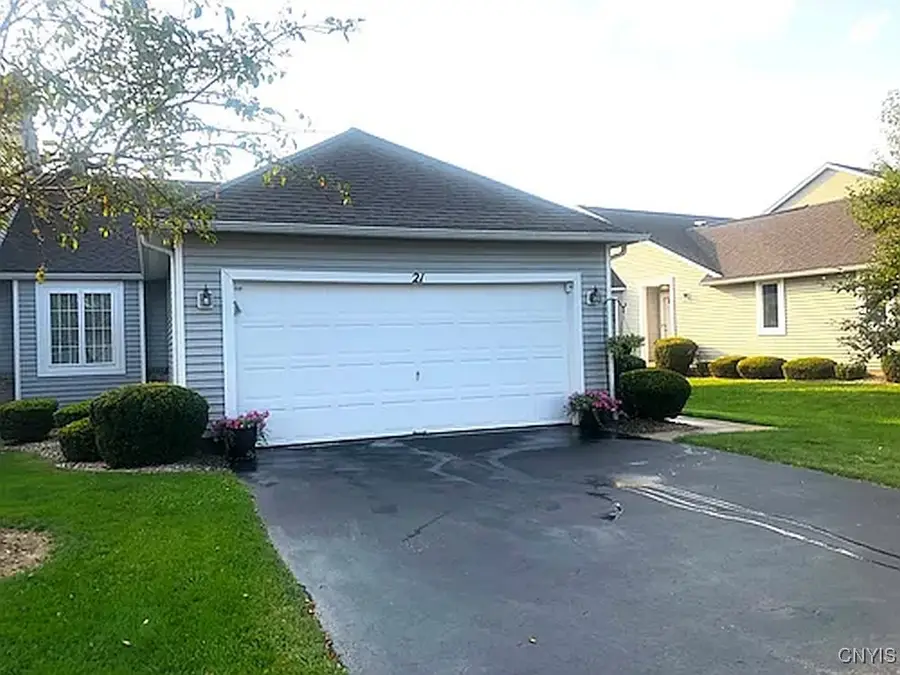 21 Nouveau Place, Fairport, NY 14450 - Image #2