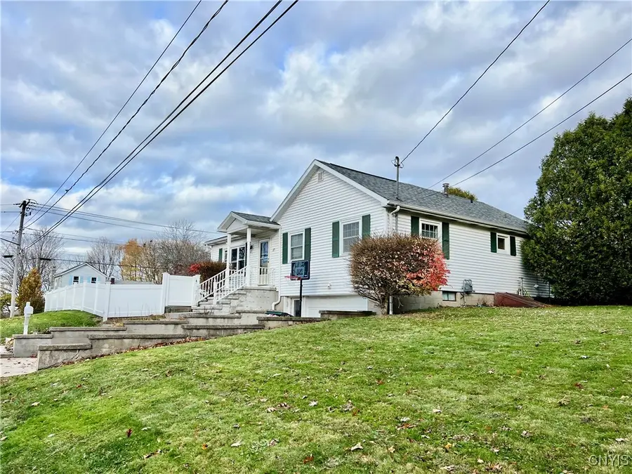 27 Hart Street, Oswego, NY 13126 - Image #2