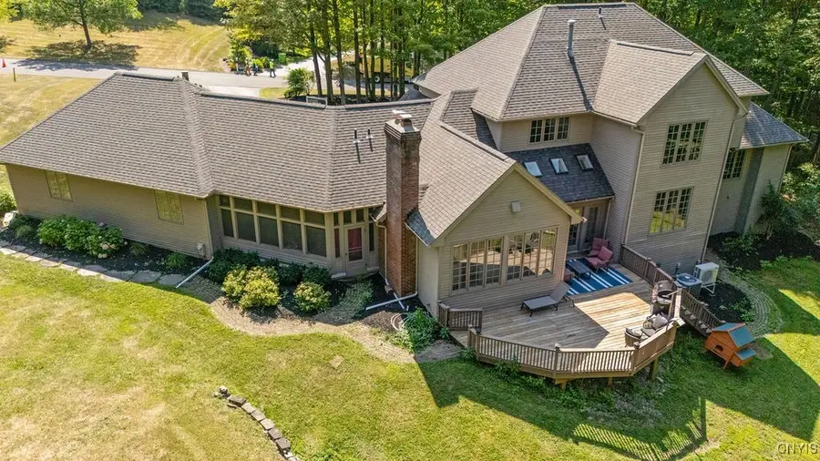 8420 Hobnail Road, Manlius, NY 13104 - Image #2