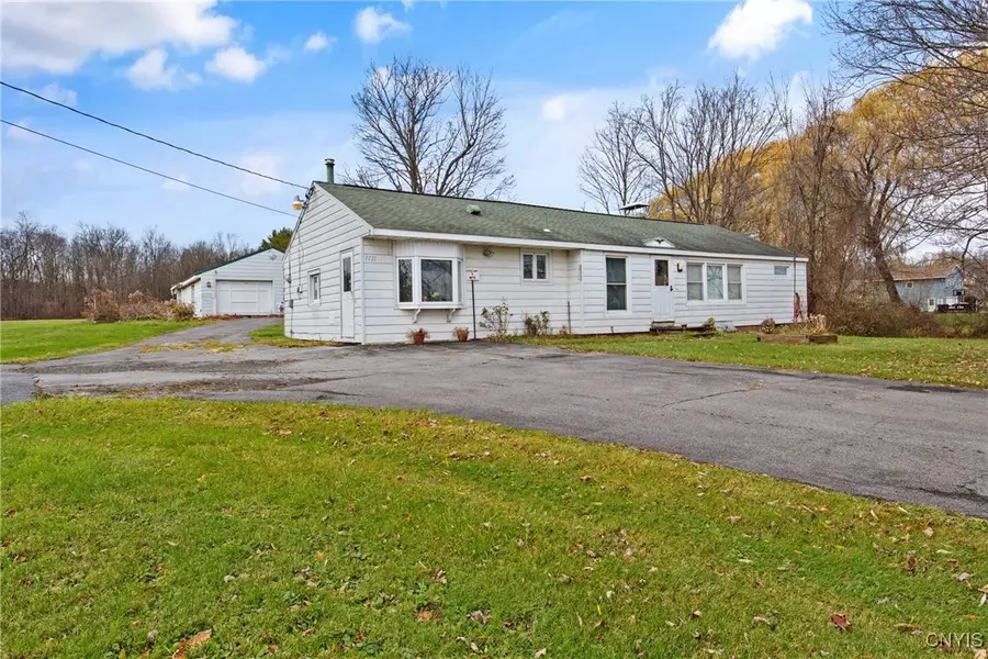 7731 W Dead Creek Road, Baldwinsville, NY 13027 - Image #2