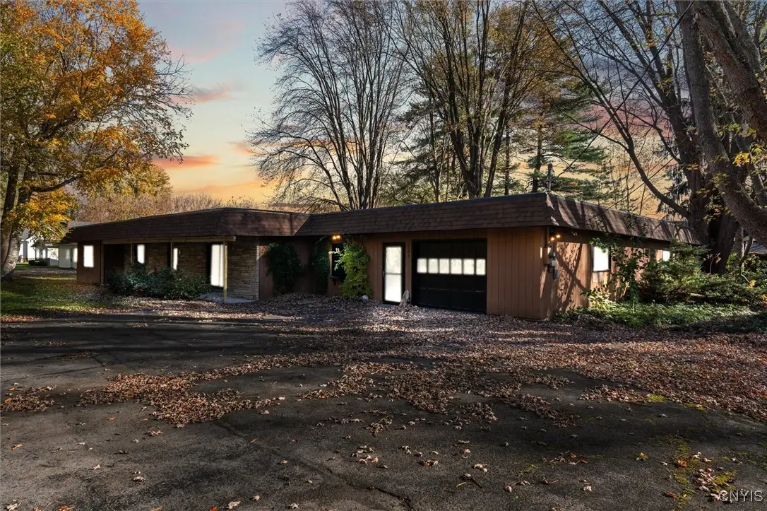 354 Long Branch Road, Syracuse, NY 13209 - Image #1