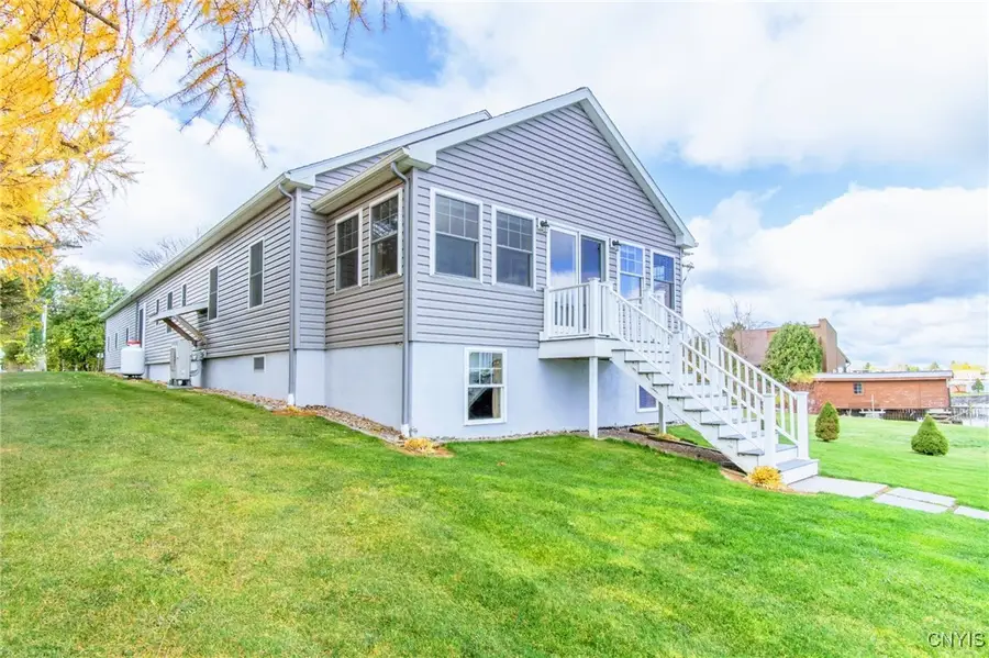 209 Emery Avenue, Clayton, NY 13624 - Image #2