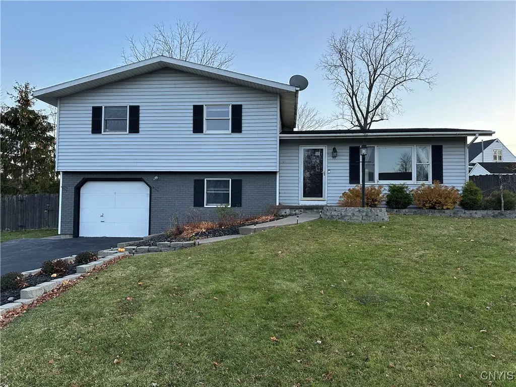 90 S Pollard Drive, Fulton, NY 13069 - Image #1