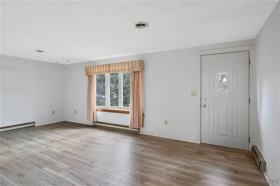 106 Willowcrest Drive, Elbridge, NY 13060 - Image #3