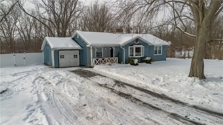 132 Duerr Road, Liverpool, NY 13090 - Image #2