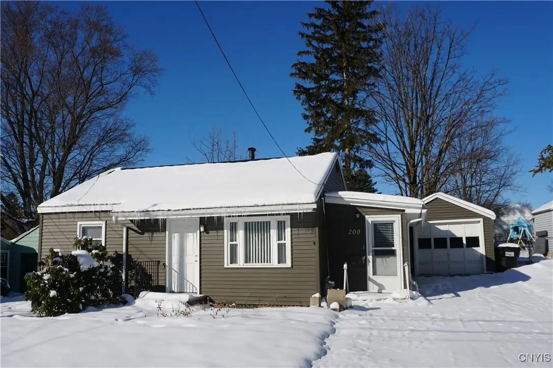 200 Vardon Street, Liverpool, NY 13088 - Image #1