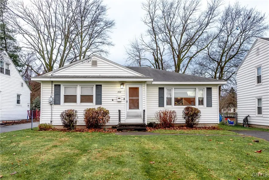 202 Windemere Road, Syracuse, NY 13219 - Image #2