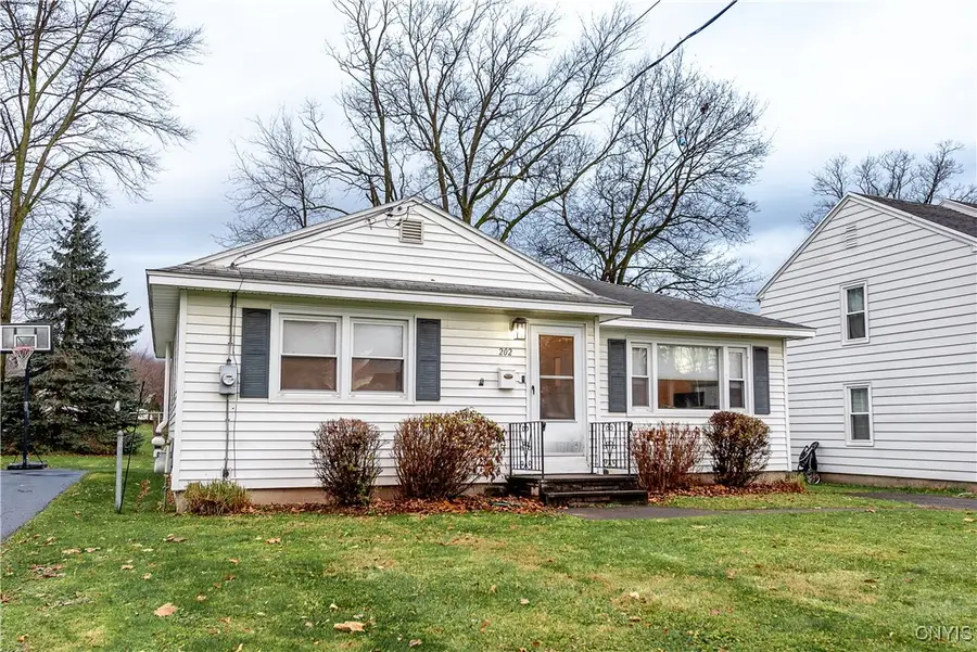 202 Windemere Road, Syracuse, NY 13219 - Image #3