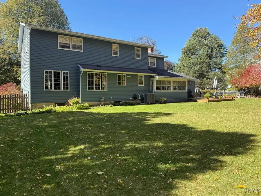 8150 Old Sunridge Drive, Manlius, NY 13104 - Image #3