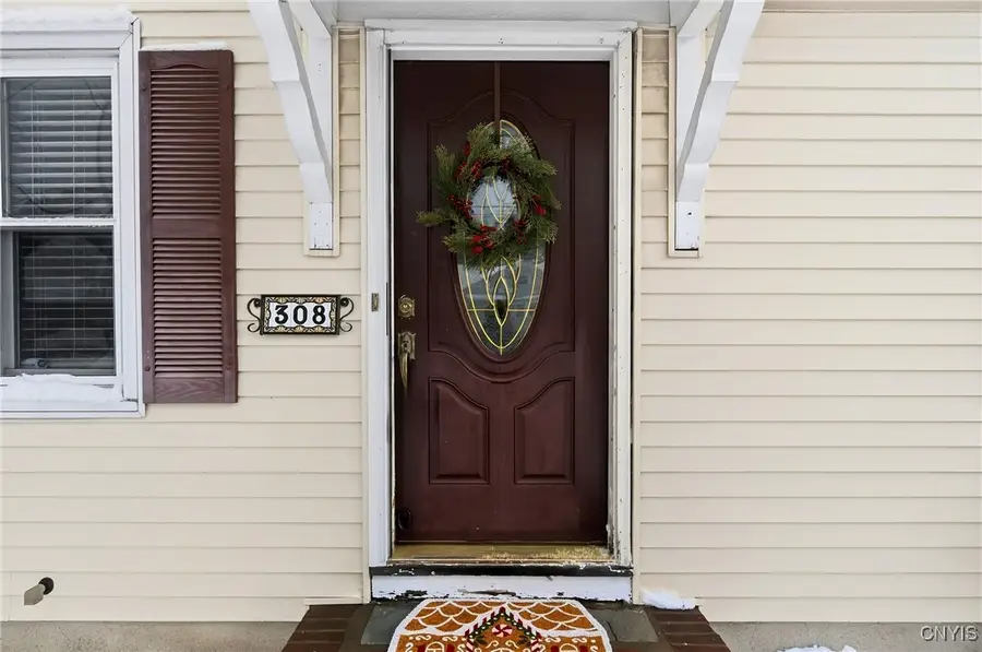 308 Kenwick Drive, Syracuse, NY 13208 - Image #3