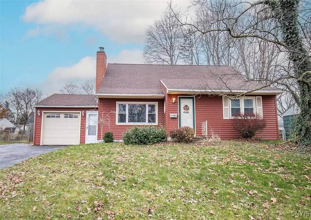 110 Lynnhaven Drive, Syracuse, NY 13212 - Image #1