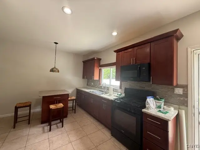 1515 Oneida Street, Utica, NY 13501 - Image #2