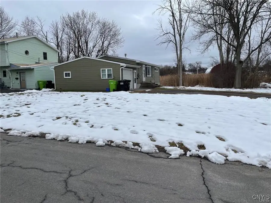 193 Medford Road, Mattydale, NY 13211 - Image #3