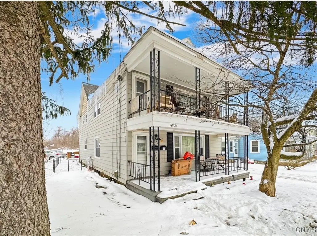 52 Burrstone Road, New York Mills, NY 13417 - Image #1