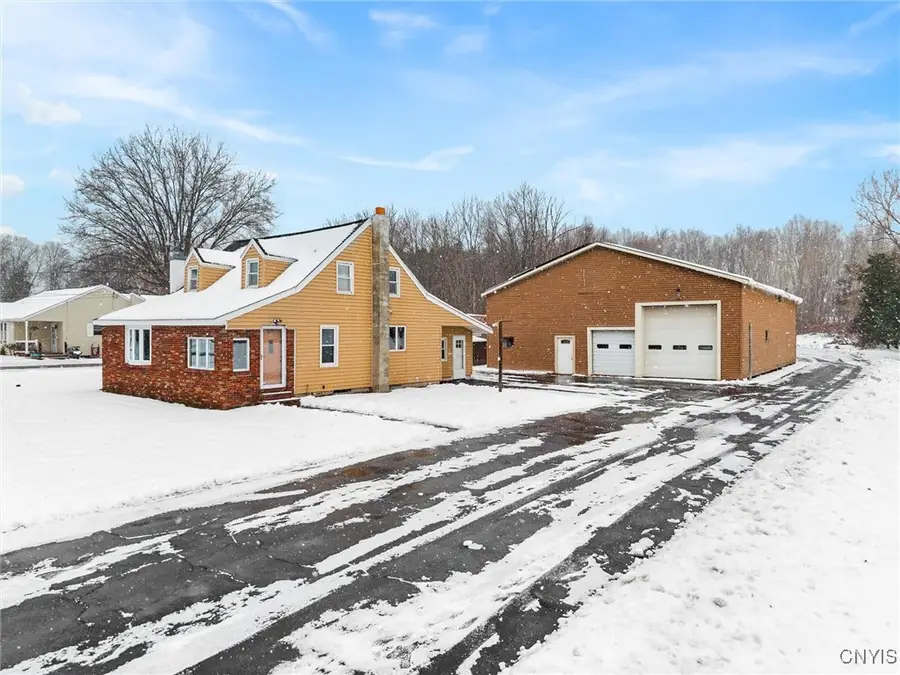 4101 Elmcrest Road, Liverpool, NY 13090 - Image #3