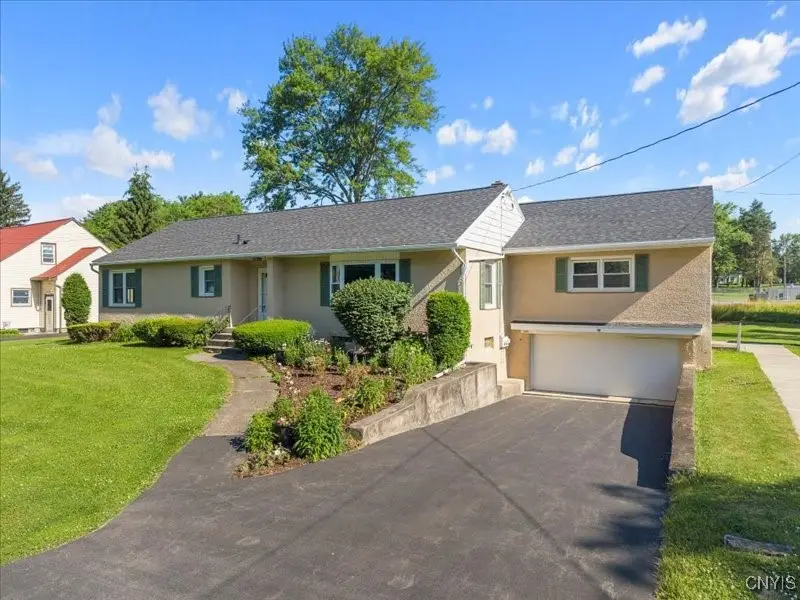 15 Stryker Avenue, Auburn, NY 13021 - Image #2