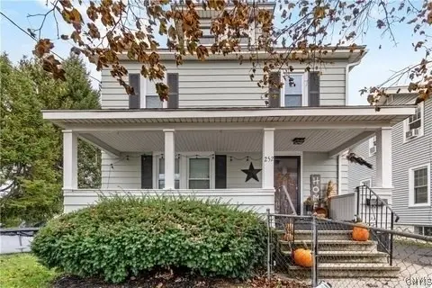 252 Medford Road, Syracuse, NY 13208