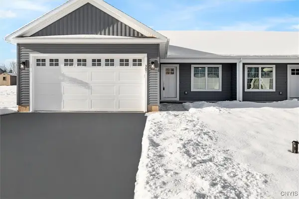 307 Nicks Way, Syracuse, NY 13209