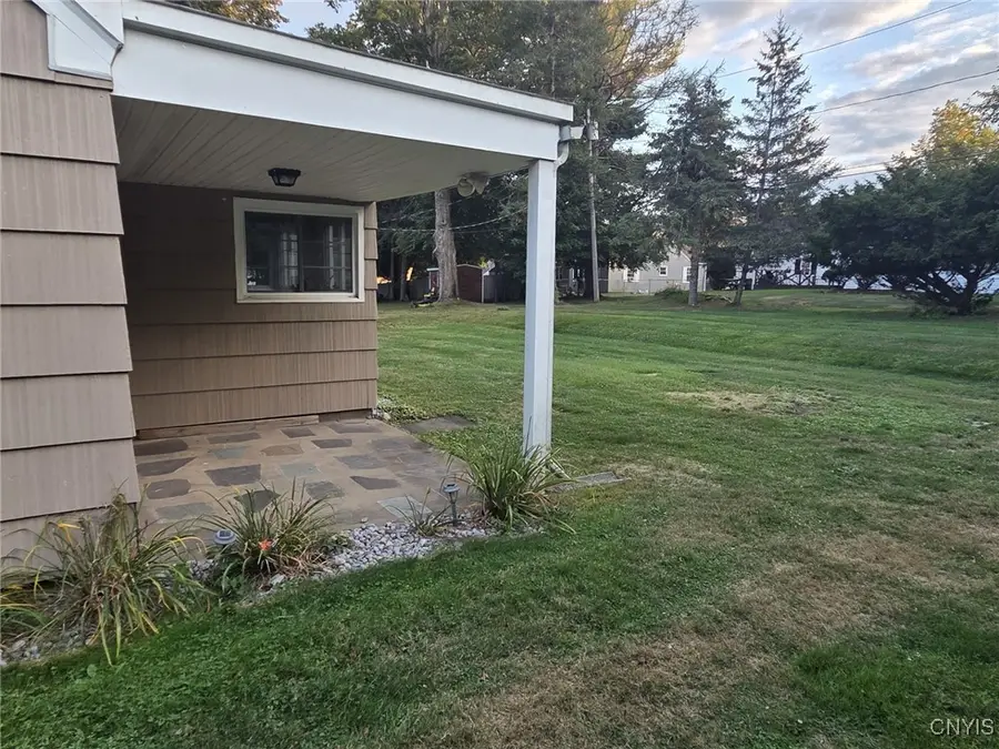 26 Bedford Drive, Whitesboro, NY 13492 - Image #2