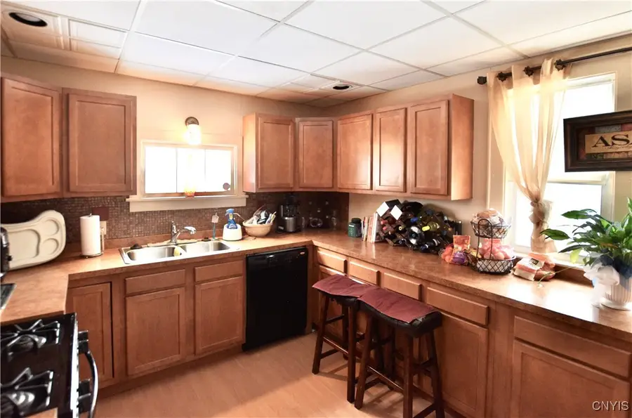 403 Pacific Avenue, Syracuse, NY 13207 - Image #2