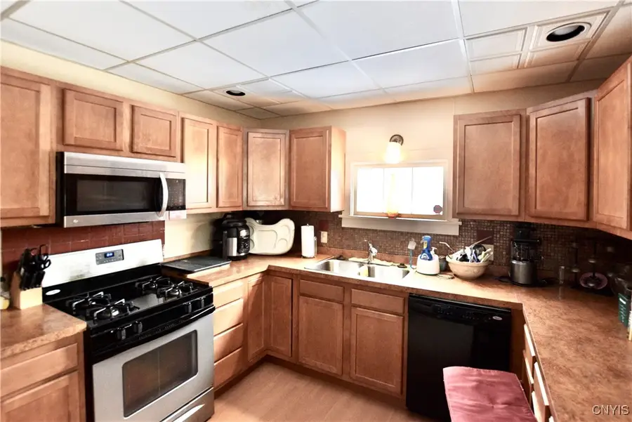 403 Pacific Avenue, Syracuse, NY 13207 - Image #3