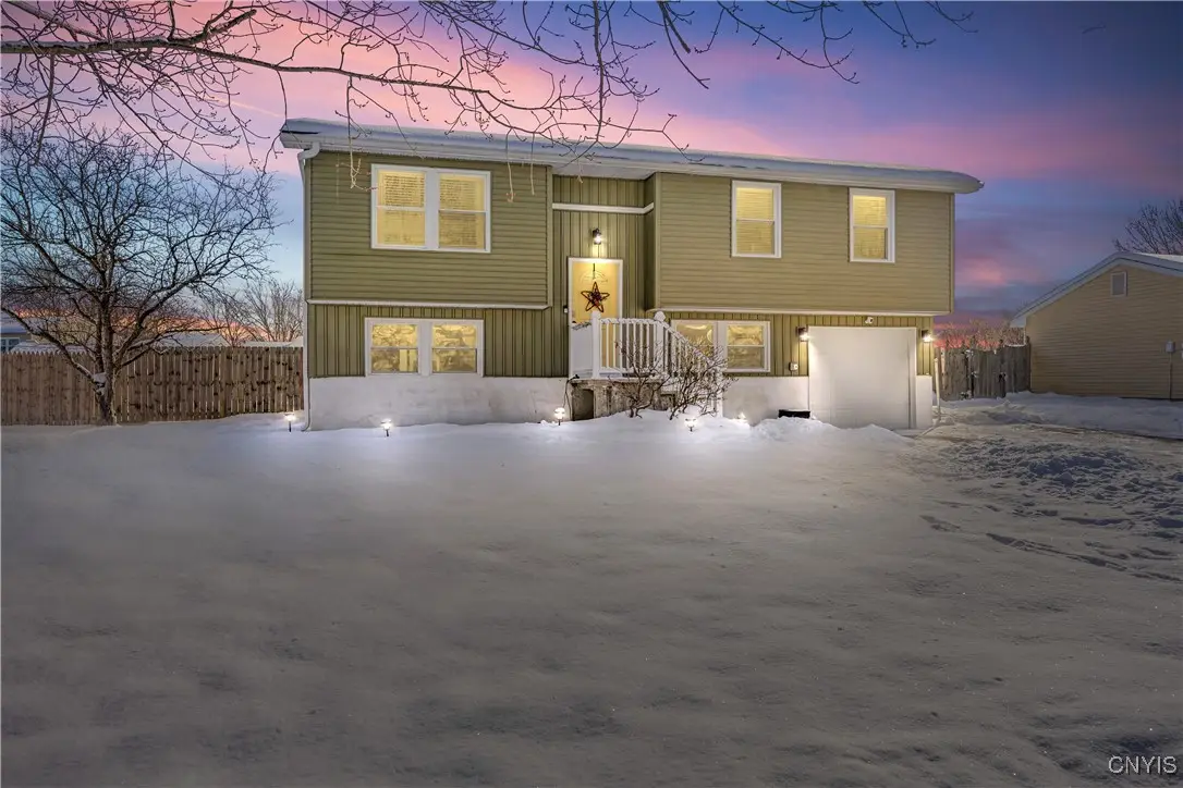 8025 Bamm Hollow Road, Clay, NY 13041 - Image #1