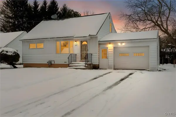 127 Savaria Drive, Syracuse, NY 13209