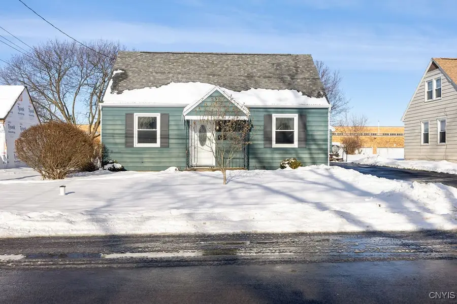 21 Grover Street, East Syracuse, NY 13057 - Image #2