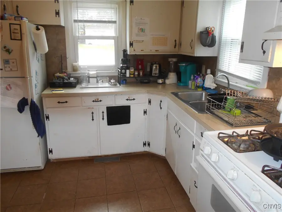 620 Cain Street, Chittenango, NY 13037 - Image #2