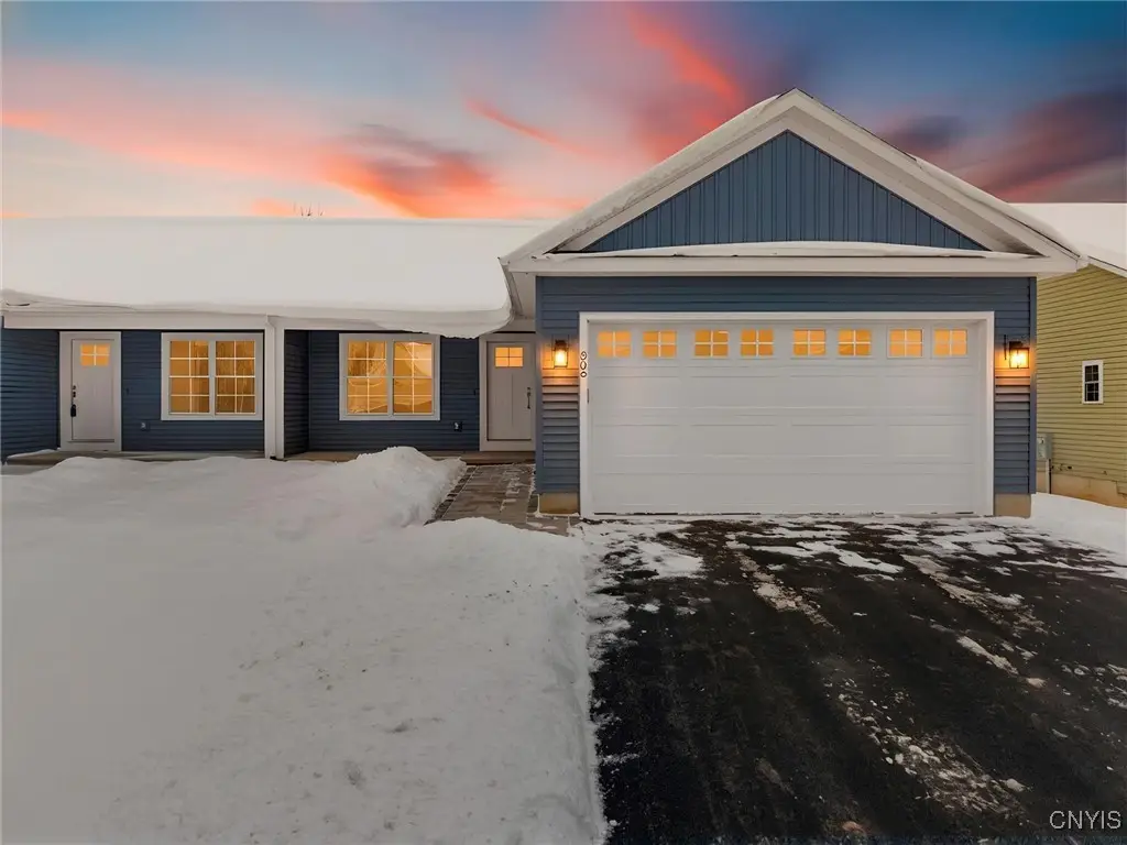 305 Nicks Way, Syracuse, NY 13209 - Image #1