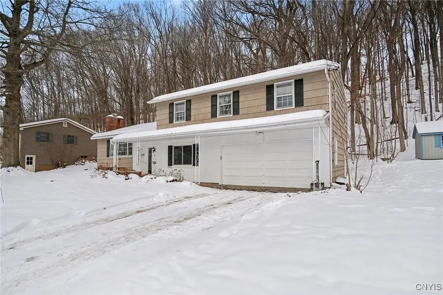 165 Brookside Lane, Fayetteville, NY 13066 - Image #2