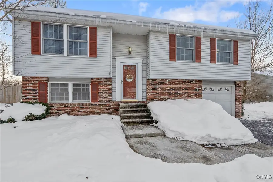 142 Dorando, Liverpool, NY 13090 - Image #3