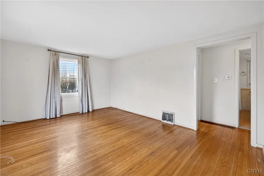 246 Academy Place, Syracuse, NY 13207 - Image #2