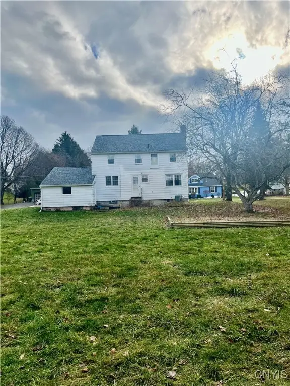 4989 Long Acre Drive, Syracuse, NY 13215 - Image #2