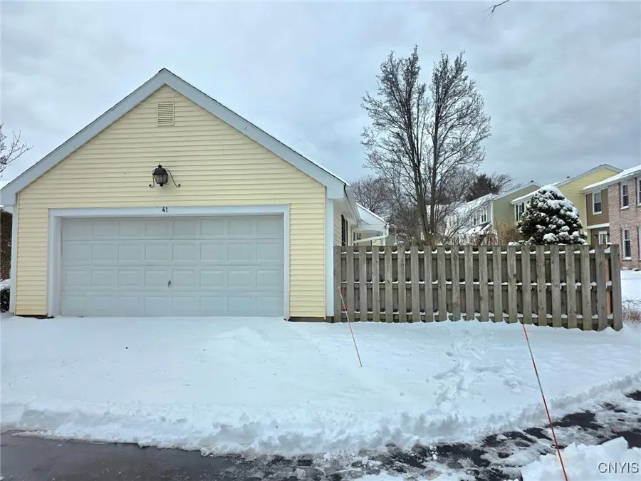 41 Summit Knolls Drive, Webster, NY 14580 - Image #2