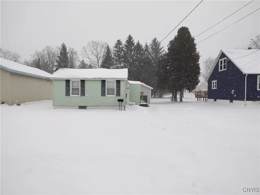 19 Burr Avenue, New York Mills, NY 13417 - Image #3