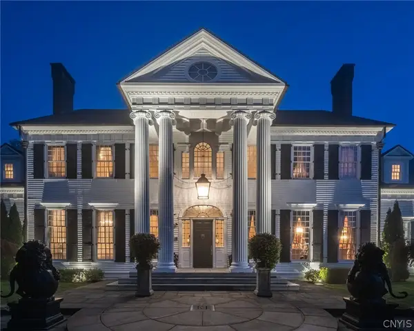 15 Meadowood Lane, Binghamton, NY 13901