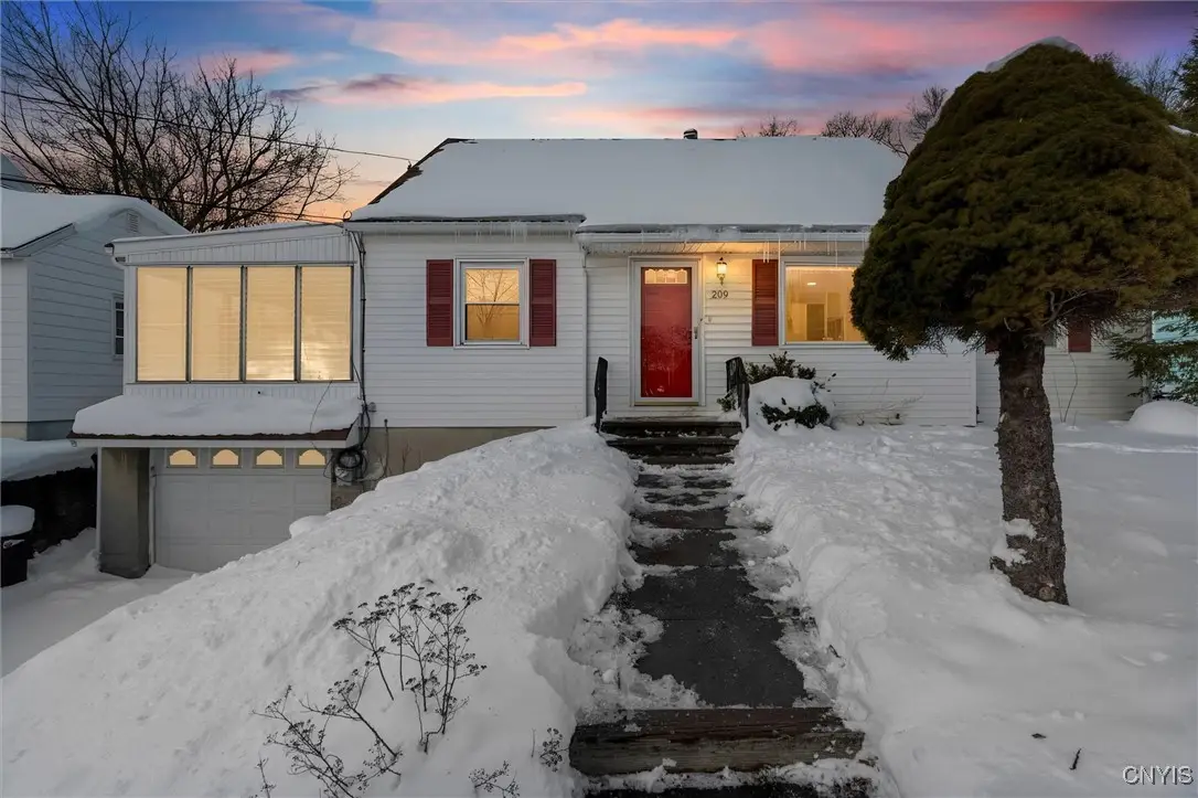 209 Westfall Drive, Syracuse, NY 13219 - Image #1