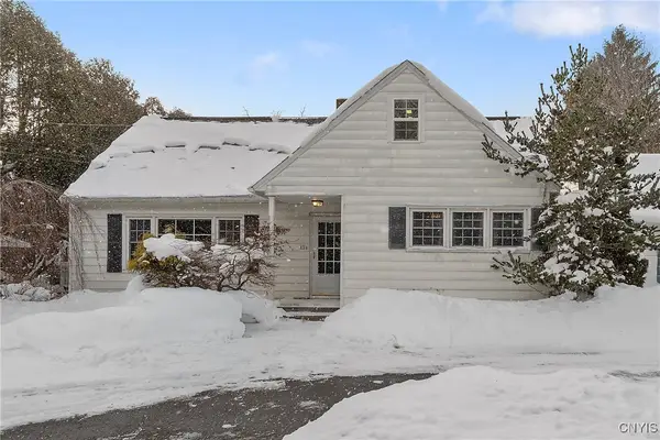 63 Lyndon Road, Fayetteville, NY 13066