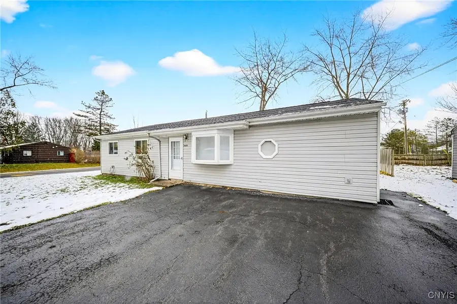 7908 Rinaldo Boulevard E, Bridgeport, NY 13030 - Image #2