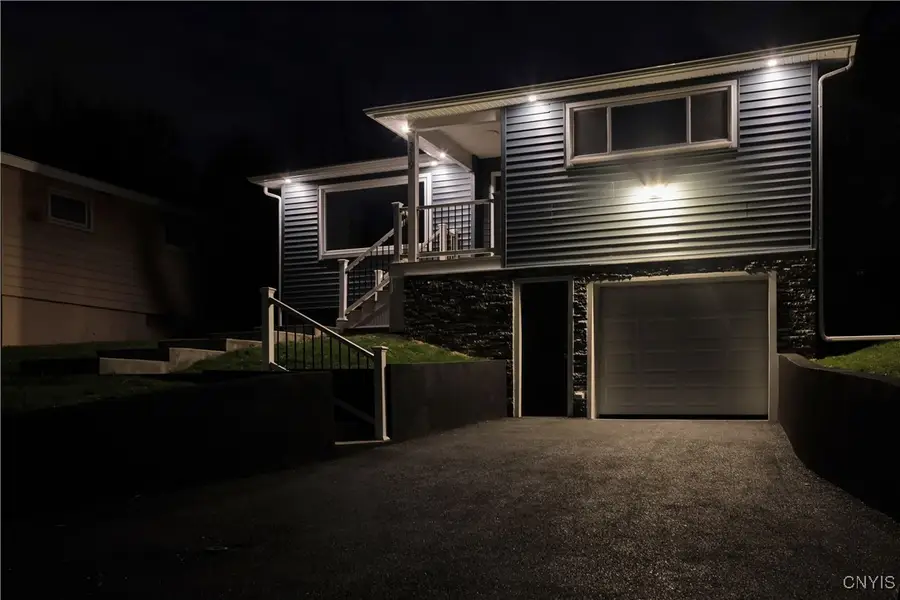 219 Barrington Road, Syracuse, NY 13214 - Image #3