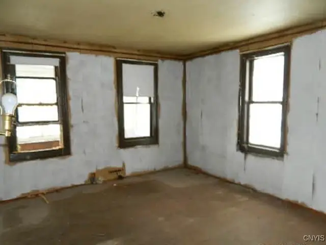 5723 Ellicott St Rd, East Bethany, NY 14054 - Image #3