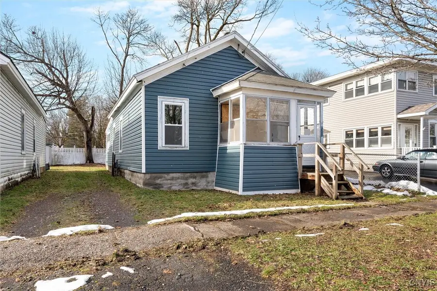 205 Mccool Avenue, East Syracuse, NY 13057 - Image #2